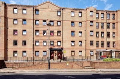 Double bedroom flat available in City Centre Main Photo