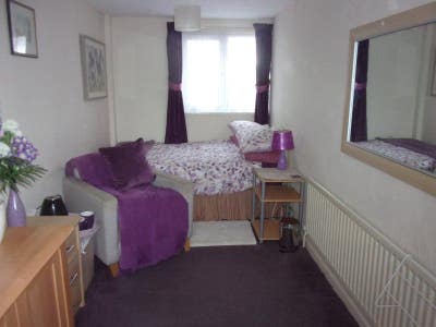 Room in Shared House Main Photo
