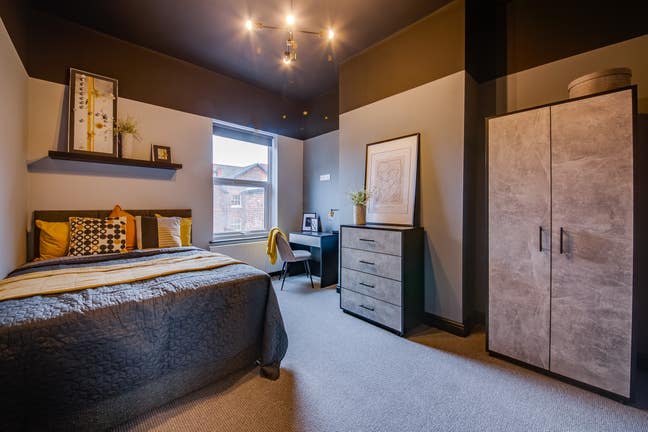 First Month Half🌟 Town Centre - Modern Living Main Photo