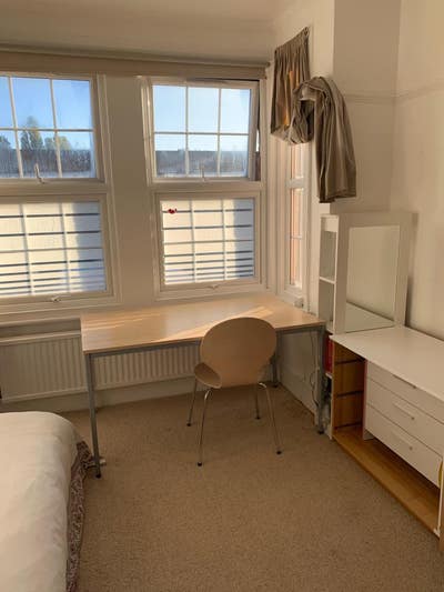 Clean, well-connected NW London home Main Photo