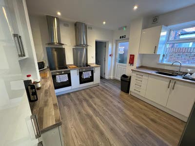 ⭐Stunning Double Room Available!⭐ Main Photo