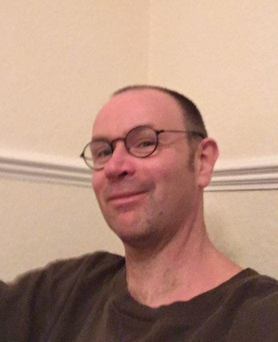 Quiet Civil servant looking for room in East End Main Photo