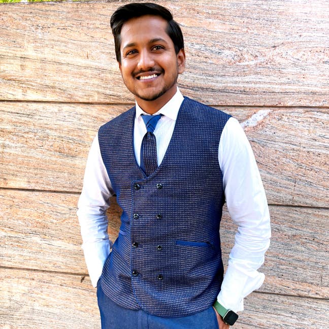 Looking for good place for two Main Photo