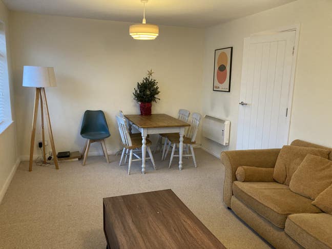 Large room, lovely apartment with private parking Main Photo