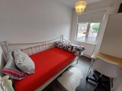 ***Available  Now*** Single Room  with Bathroom Main Photo