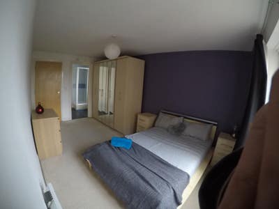  🏡🛋️ Ensuite! Gym! Bills Inc Main Photo