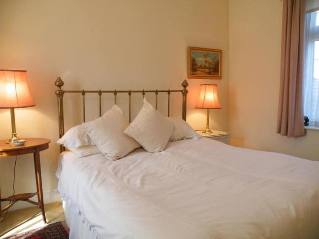 Friendly, tidy, honest, seeking room in Lymington Main Photo