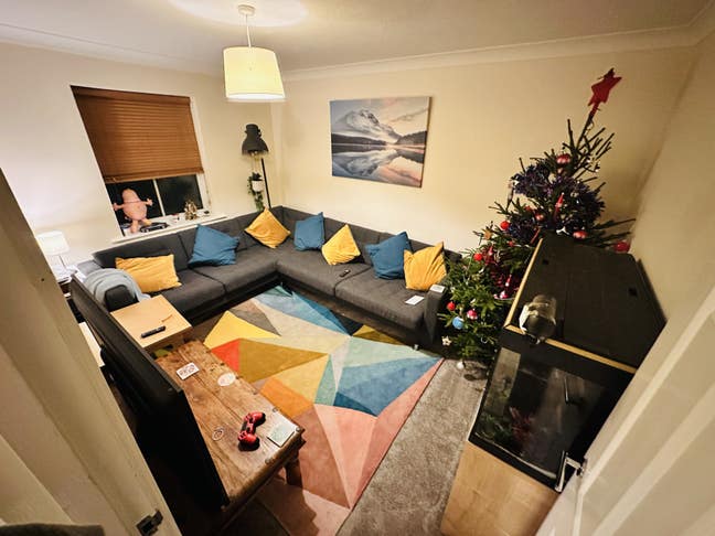 Large double room near Oxford street/ocean village Main Photo