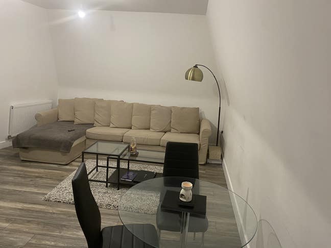 Lovely 2 Bed Apartment In Grays  Main Photo