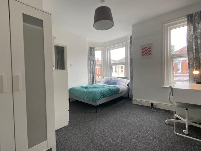 Beautiful Professional House Share Main Photo