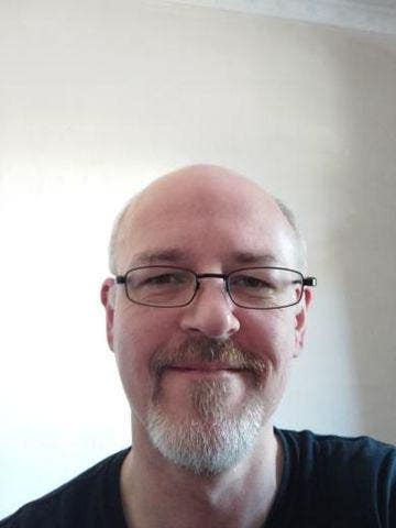 Looking for a single/double room  Main Photo