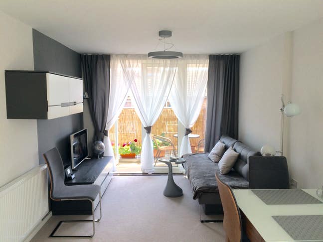 Cosy double room with a private bathroom to rent  Main Photo
