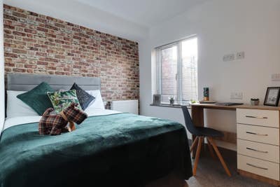 Bridge Road LE5-  6 Bed En-Suite House Share Main Photo