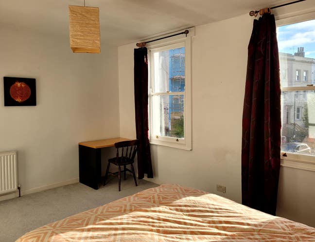 Sunny double room in Montpelier Main Photo