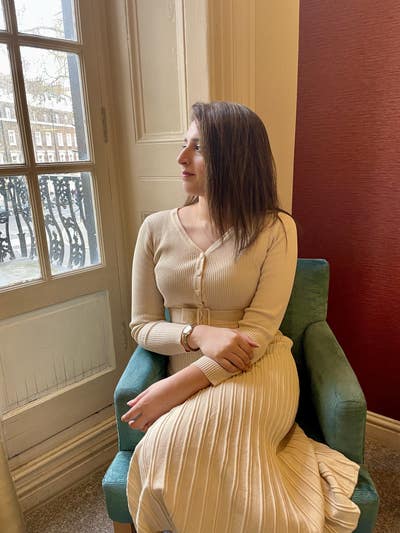 Professional Couple looking for place in Edinburgh Main Photo