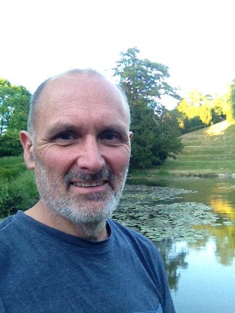 Small  room needed Main Photo