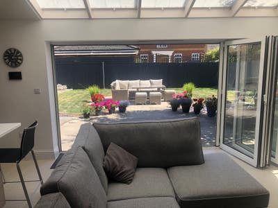 Double room with private bath, village location Main Photo