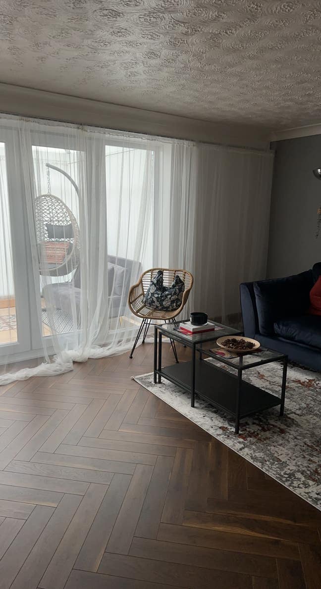 Double Room in a Modern home available, B32 Main Photo