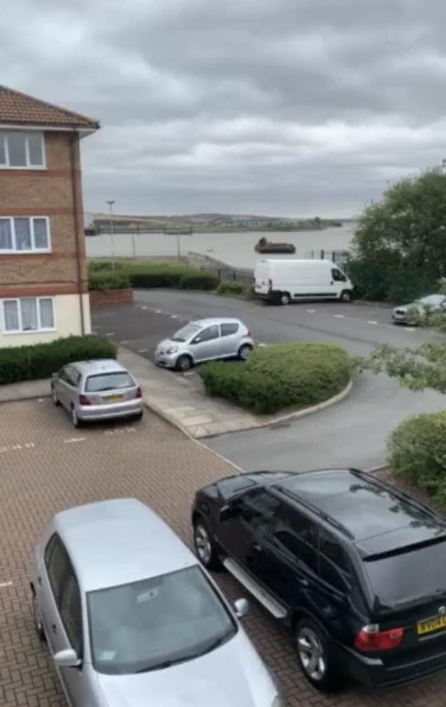 One bedroom Flat all bills included  Main Photo