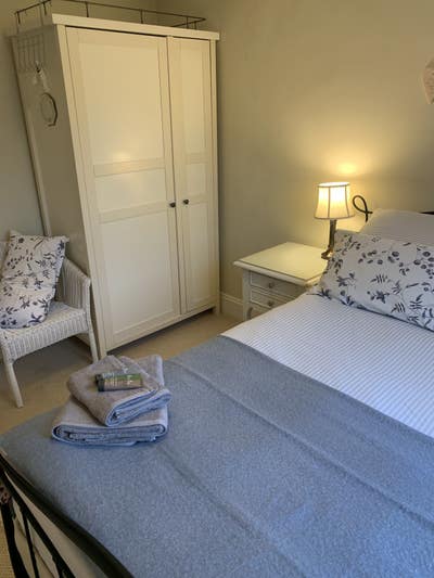 Lovely room in great house - Monday to Friday  Main Photo