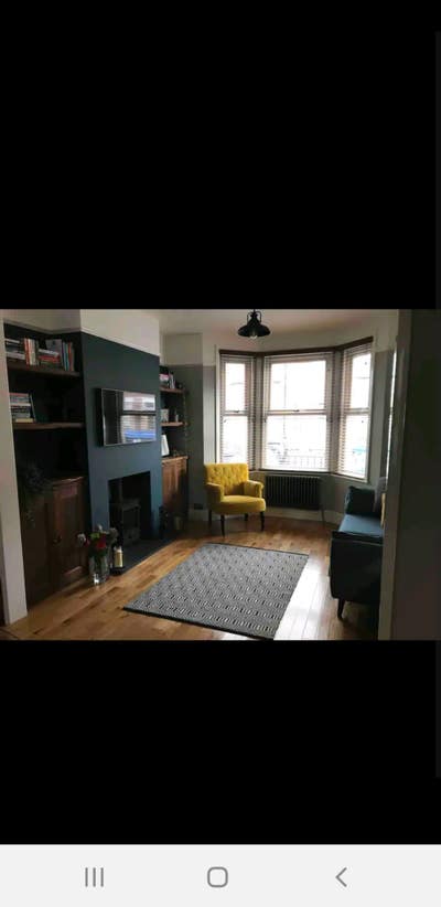 Lovely Furnished Double Room Available August    Main Photo