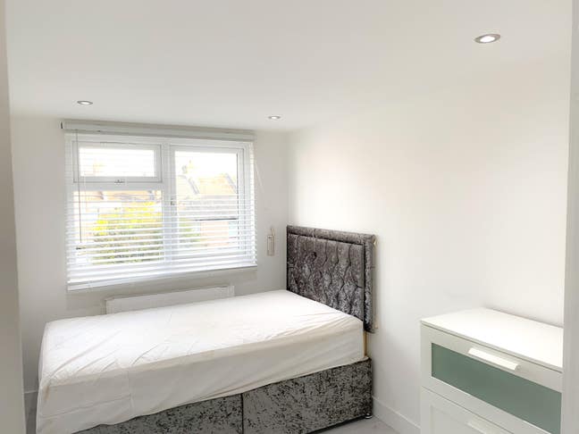 Double bedroom Newly Built Upton Park E13 Main Photo