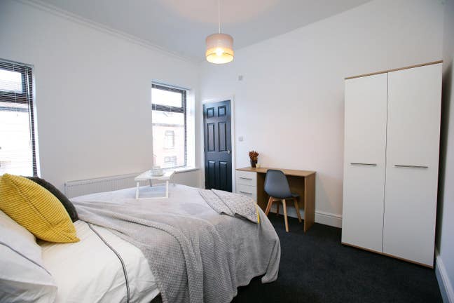 Beautiful double room ensuite  Main Photo