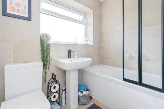 Comfy Single Room - Eccles  Main Photo