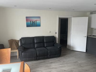 Double room to rent  Main Photo