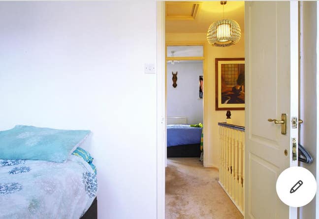 Cozy Double Room in Vibrant New Cross Gate Main Photo