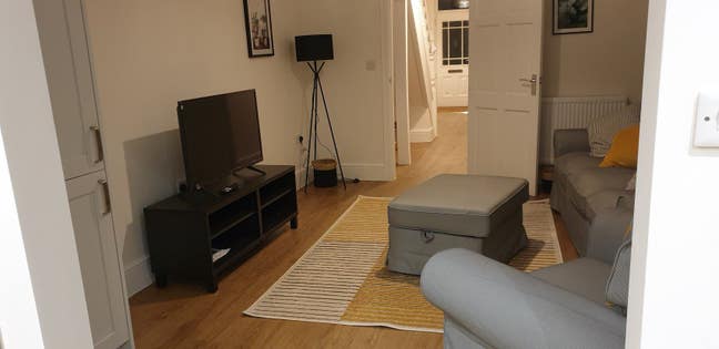 Beautiful, refurbished house in Treforest! Main Photo