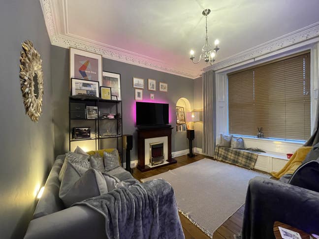 Room Available (no bills!) Main Photo