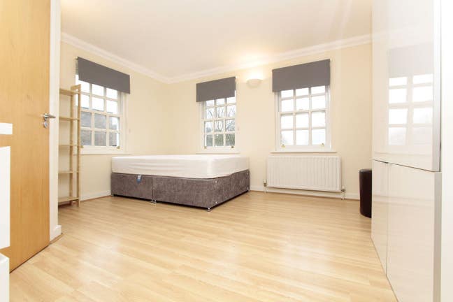London Bridge 5 Rooms Available Today  Main Photo