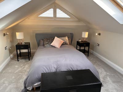  Double Bedroom Chigwell Main Photo