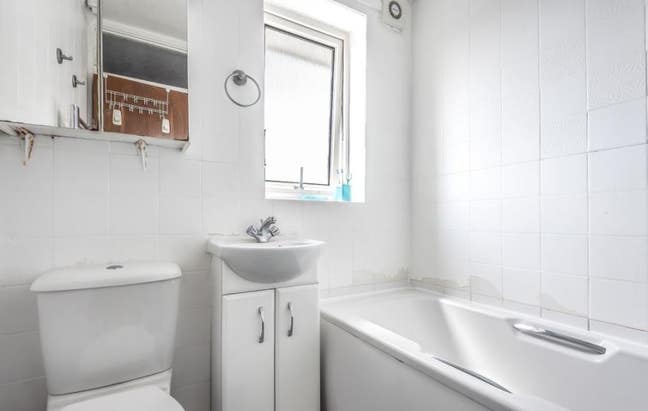 Super-Clean Double Room in Marston | Only One Othe Main Photo