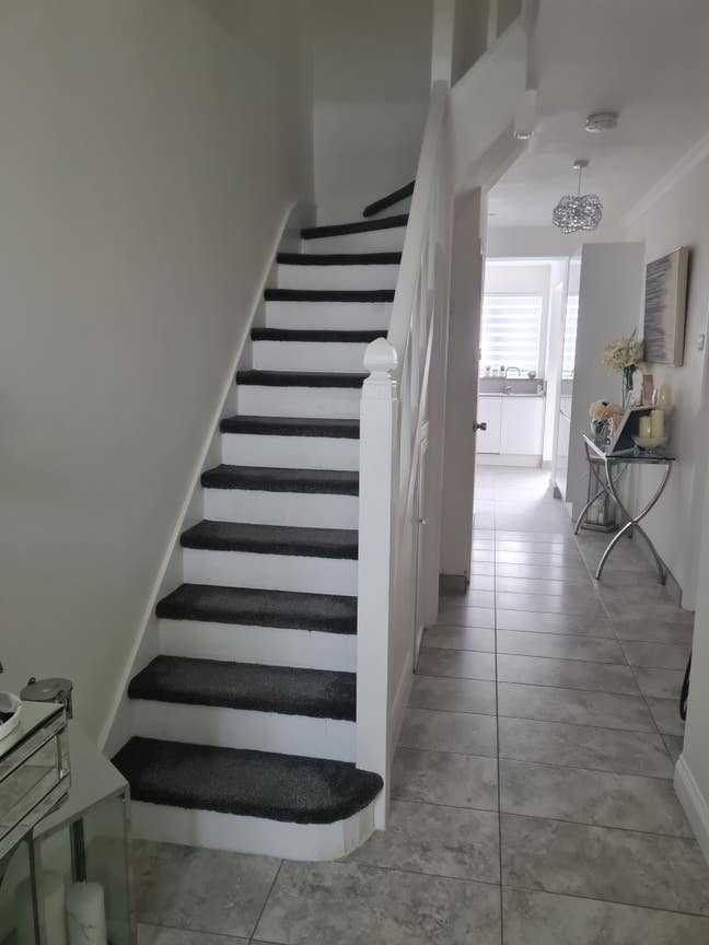  Mature  female preferred - Furnished  double  room Main Photo