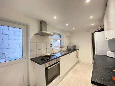 Double room with an en-suite Main Photo