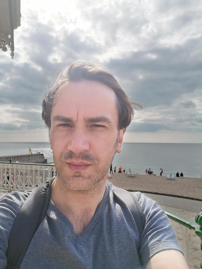 Looking to move at the beginning of December Main Photo