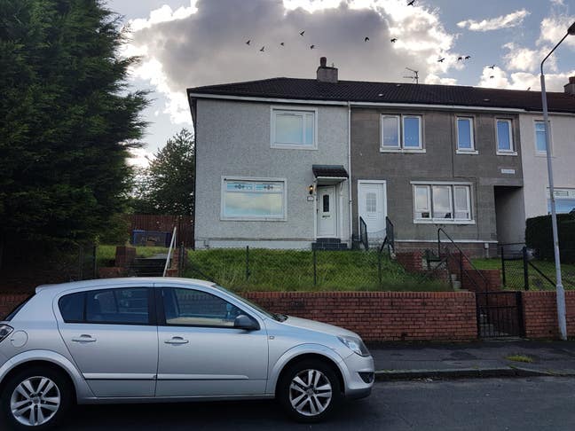 Room for rent in a 2 bedroom shared house Main Photo