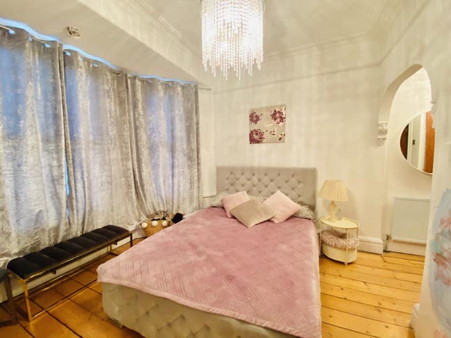 En-Suite King Double Room  Main Photo