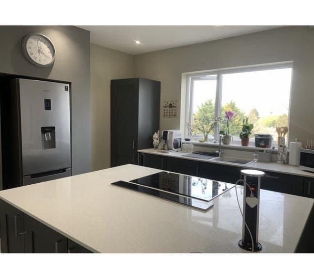 Rooms to rent  Main Photo