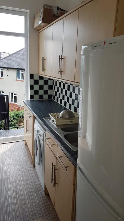 A double room is available now s10 Main Photo