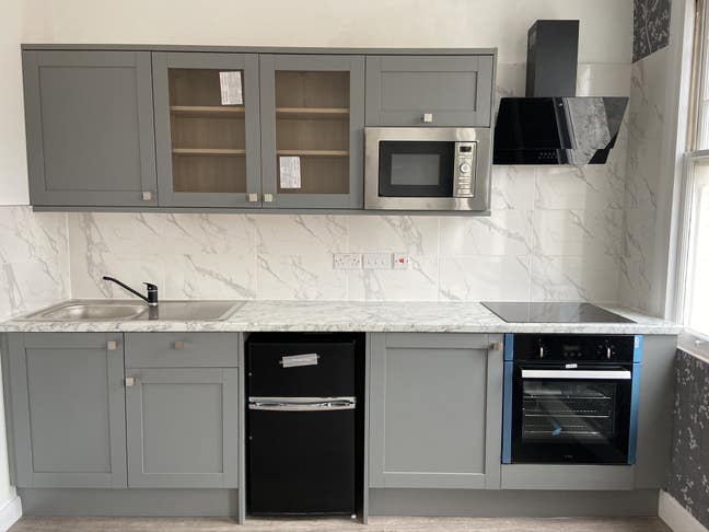 **Bills Included** Quality Studio &pound;1900 Pm Main Photo