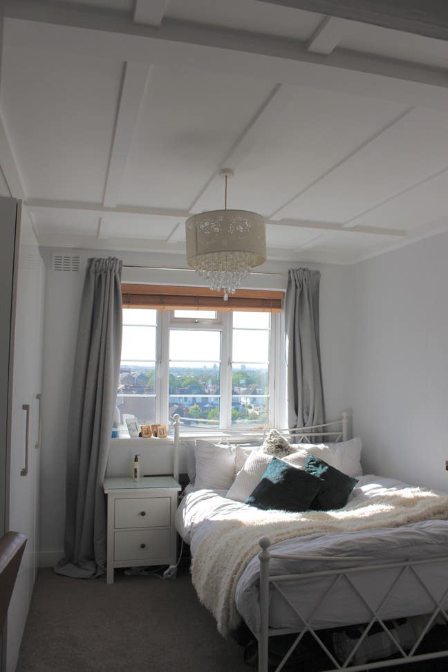  Cute  Double  Room  in  Girl Preffered  Flat  from 31St Oct
 Main Photo