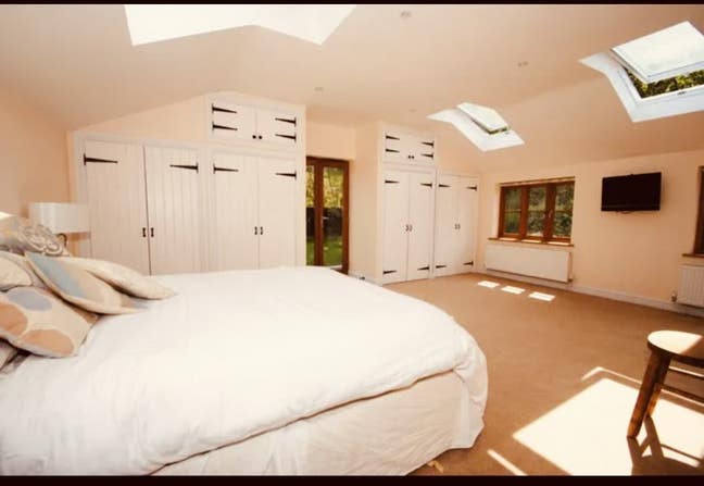 Double bedroom in farmhouse  Main Photo