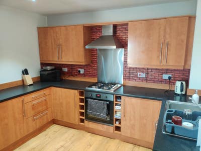 Double ensuite room to let. Main Photo