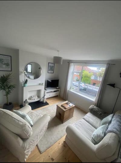Bright Double Room Available in Refurbished 3-Bed  Main Photo