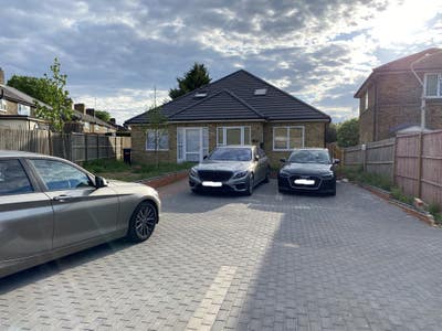 Self Contained Studio (Short&Long Term Lets) Main Photo