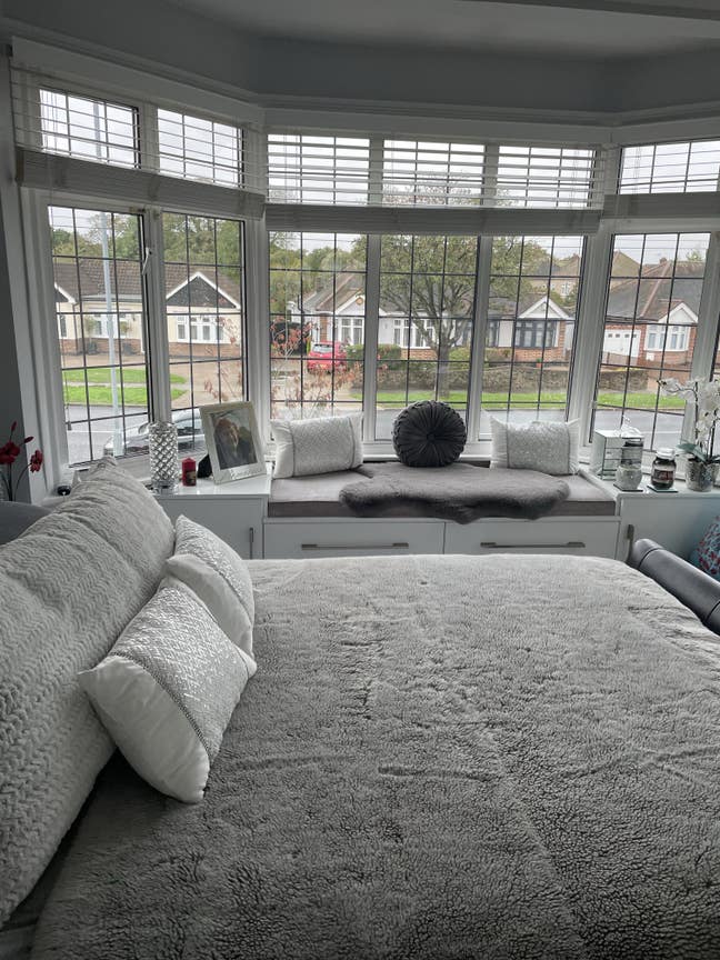 Double finished room and house share  Main Photo