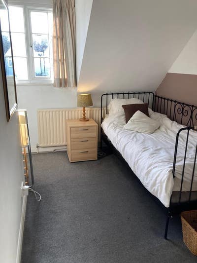 Upper Leytonstone bed sit near Whipps Cross Main Photo